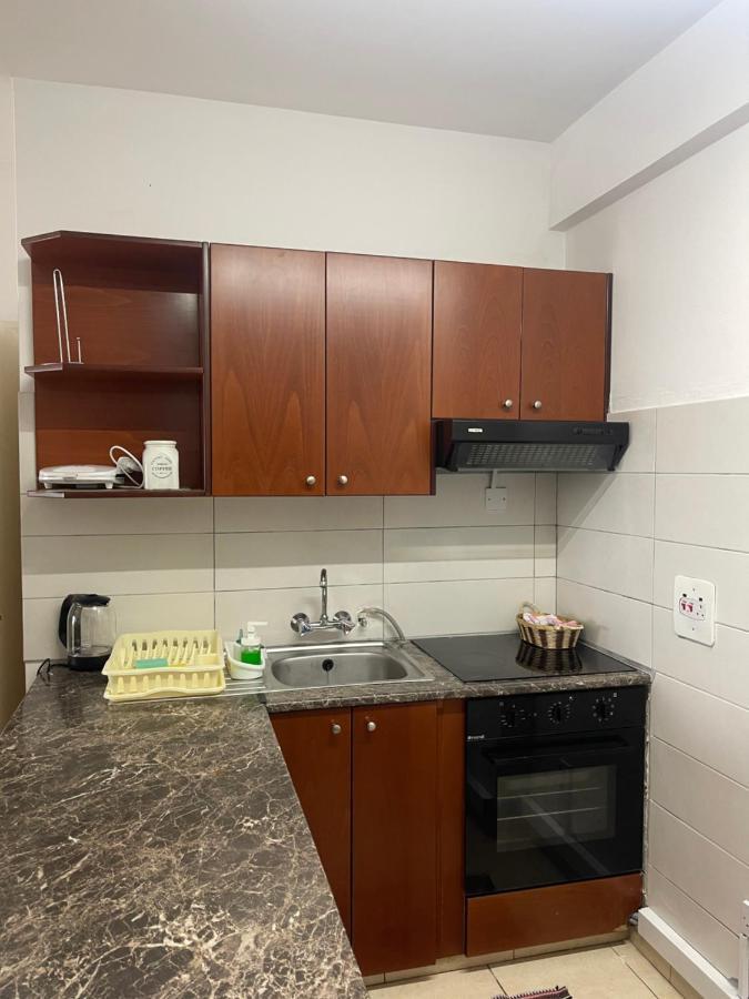 Alex Beach Apartment 31 Ларнака Екстериор снимка