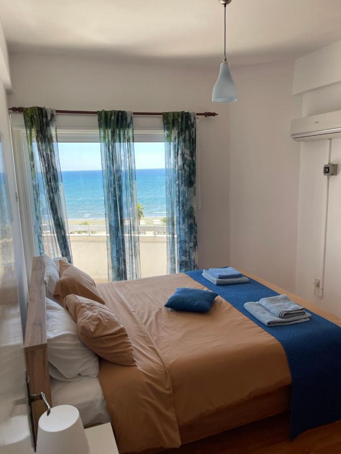 Alex Beach Apartment 31 Ларнака Екстериор снимка
