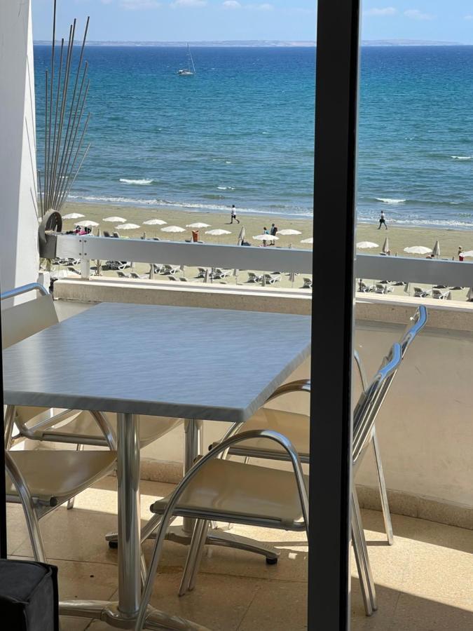 Alex Beach Apartment 31 Ларнака Екстериор снимка