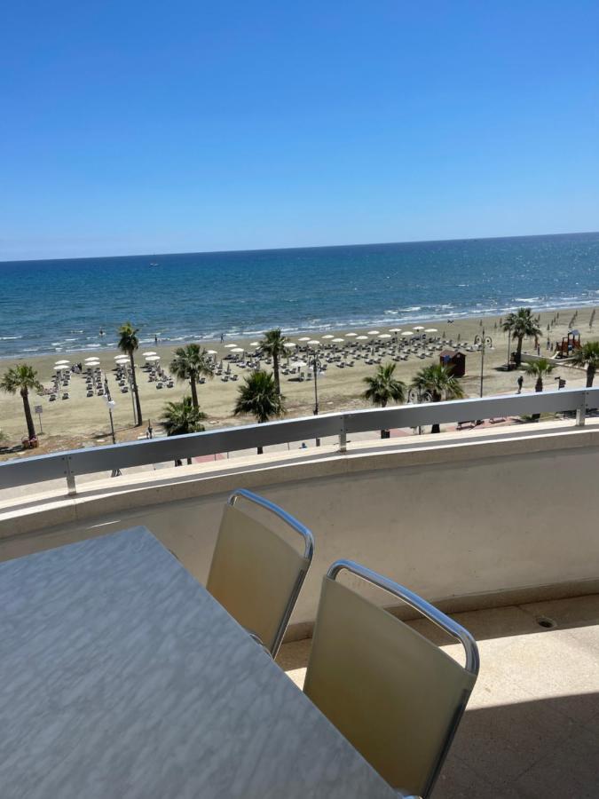 Alex Beach Apartment 31 Ларнака Екстериор снимка
